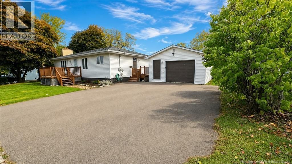 215 Spruce Street, Moncton