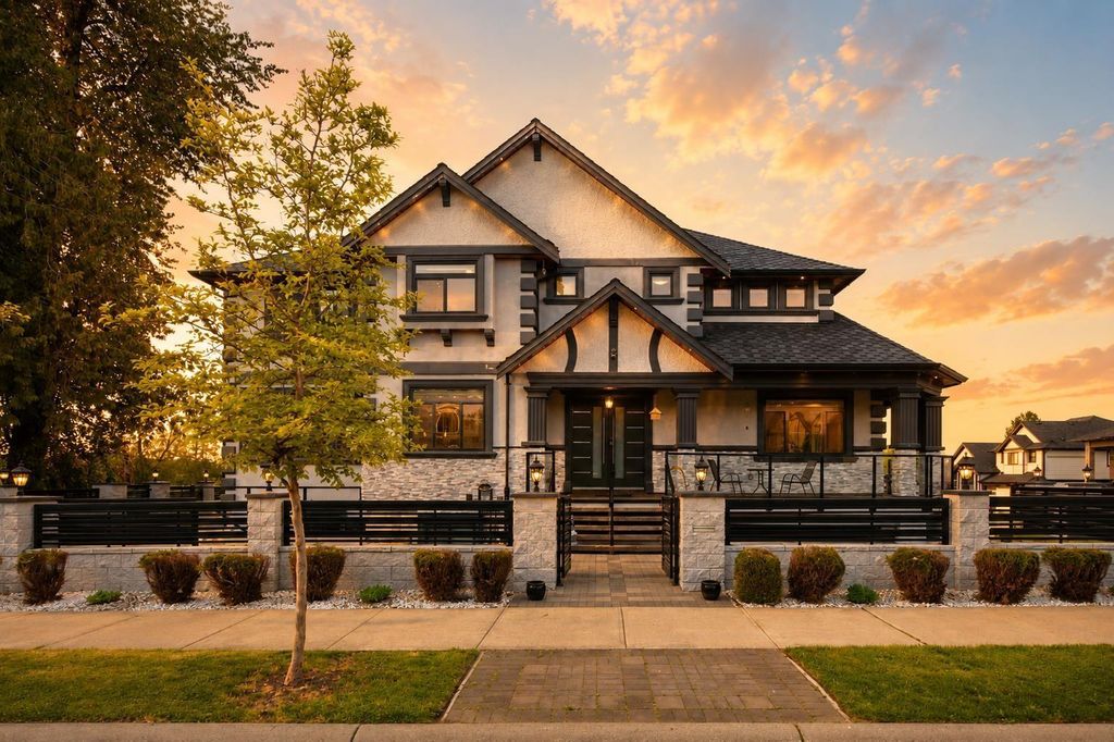 3439 Hill Park Place, Abbotsford