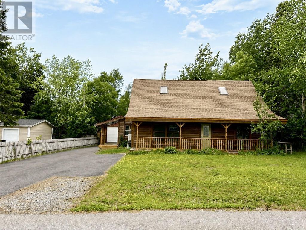 27 Towers Avenue, Gander