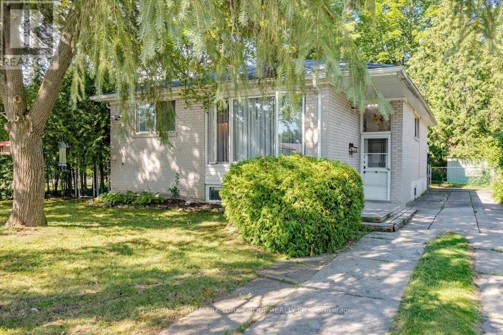 2 Corbett Crescent, Aurora (aurora Highlands)