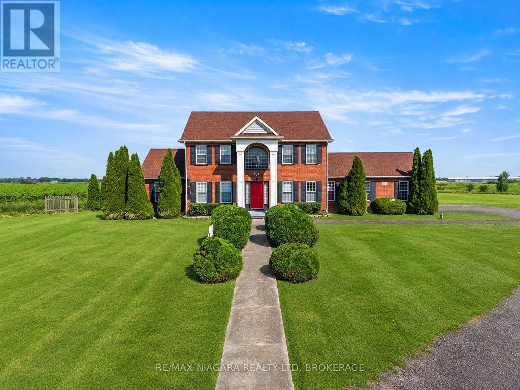 374 Niagara Stone Road, Niagara-On-The-Lake (rural)