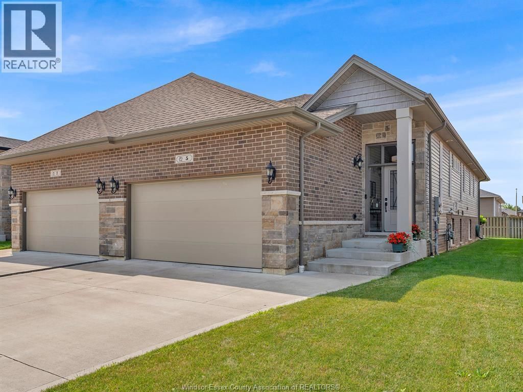 5 Woodland Street, Kingsville