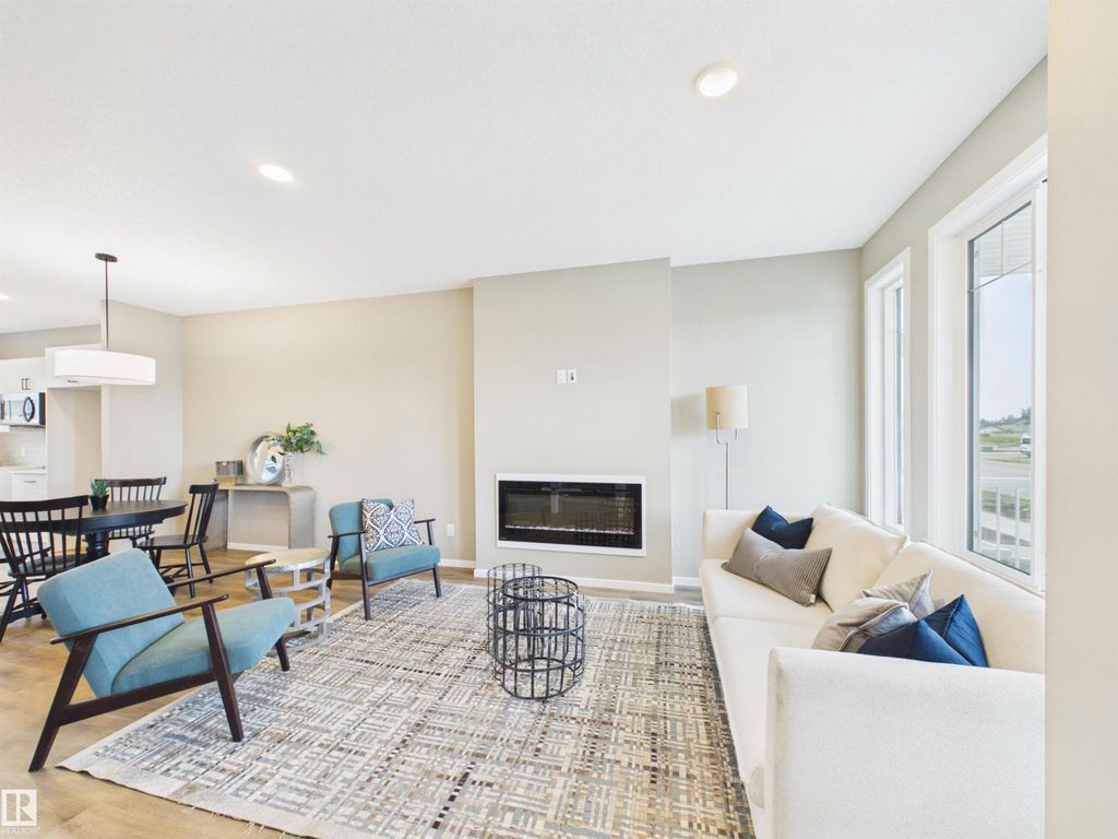 1098 Mcleod Av, Spruce Grove