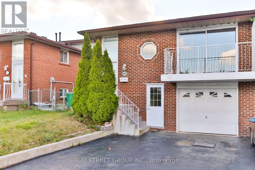 Upper Unit - 489 Fergo Avenue, Mississauga (cooksville)