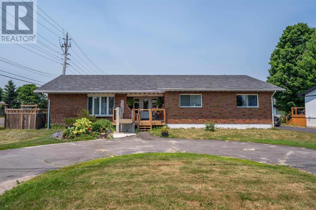 3810 Queen St E, Sault Ste. Marie