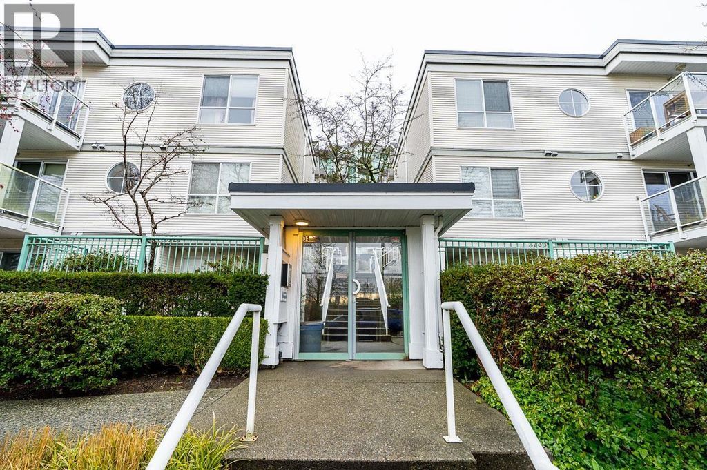 74 2733 E Kent Avenue North Avenue, Vancouver