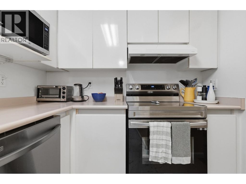 101 1189 Westwood Street, Coquitlam