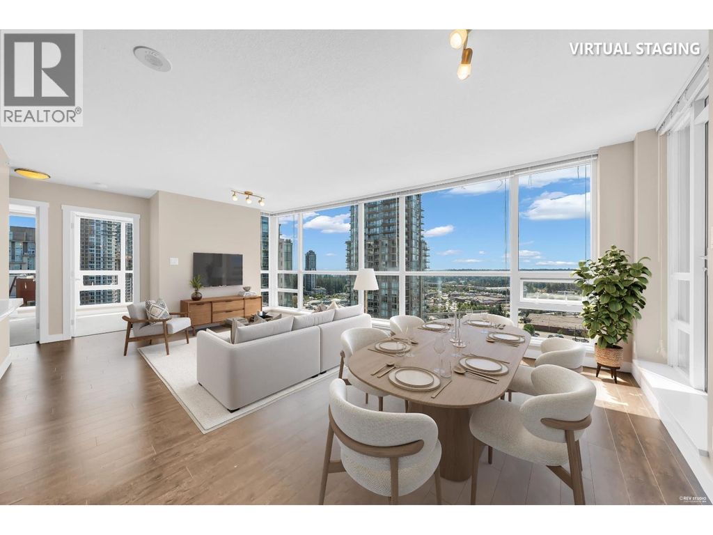 2805 2978 Glen Drive, Coquitlam