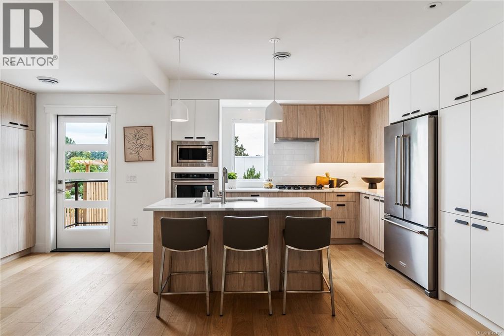 13 4253 Dieppe Rd, Saanich