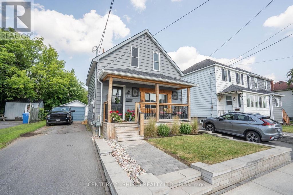 813 York Street, Cornwall
