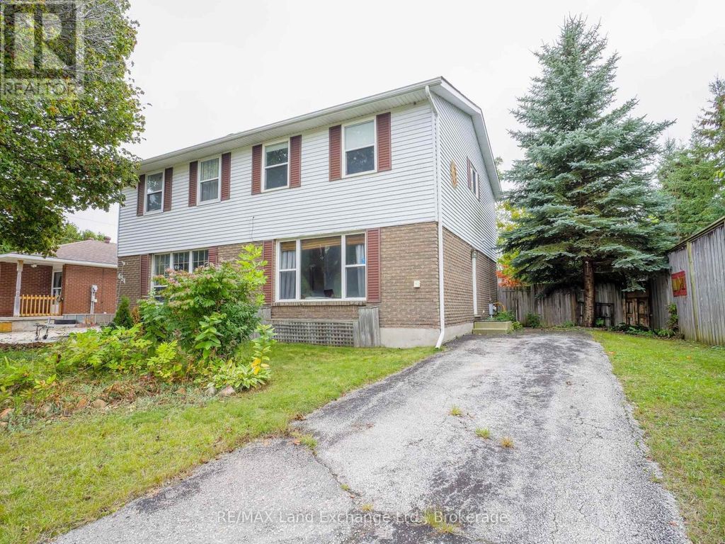 650 Barnes Avenue, Saugeen Shores