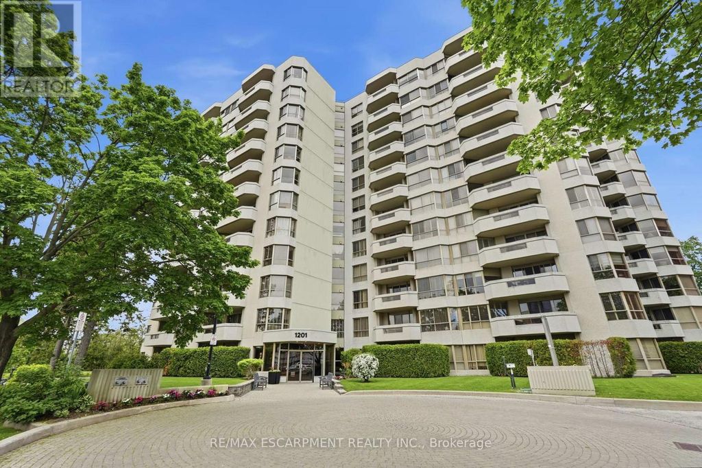 1003 - 1201 North Shore Boulevard E, Burlington (brant)