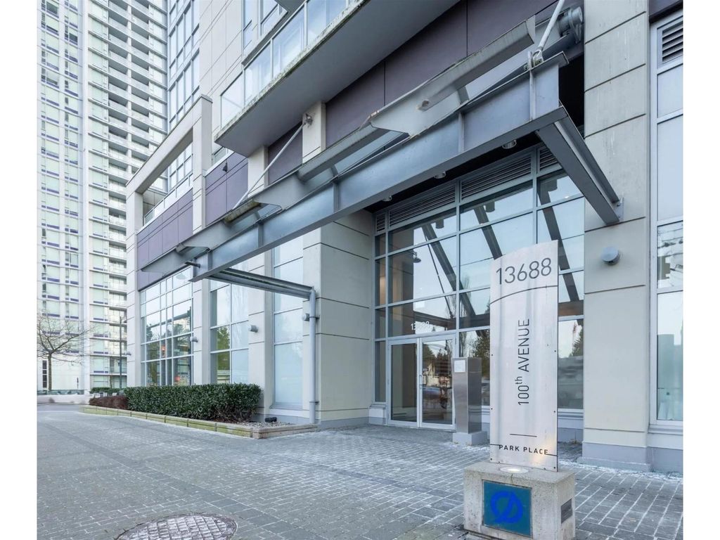 3001 13688 100 Avenue, Surrey