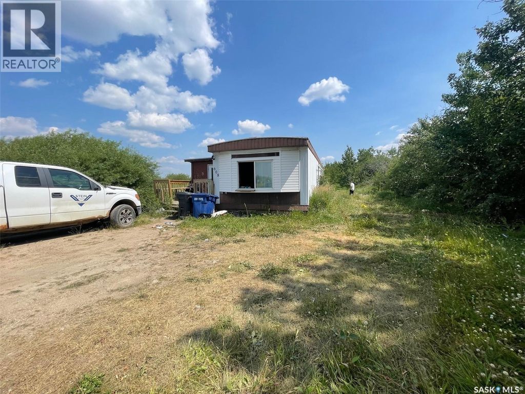 608 7th Street E, Meadow Lake