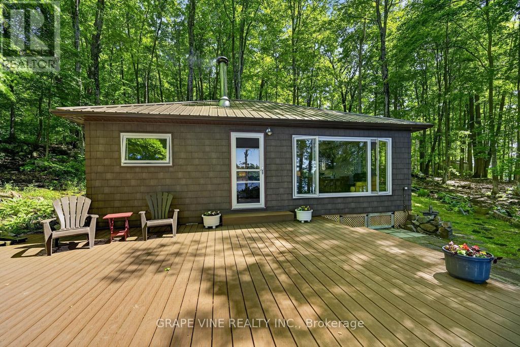 1010 Firefly Lane, Frontenac (frontenac South)