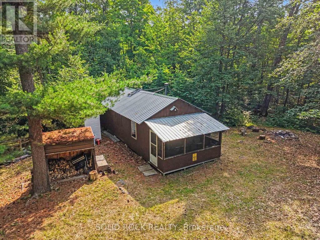 3498 Darling Road N, Lanark Highlands