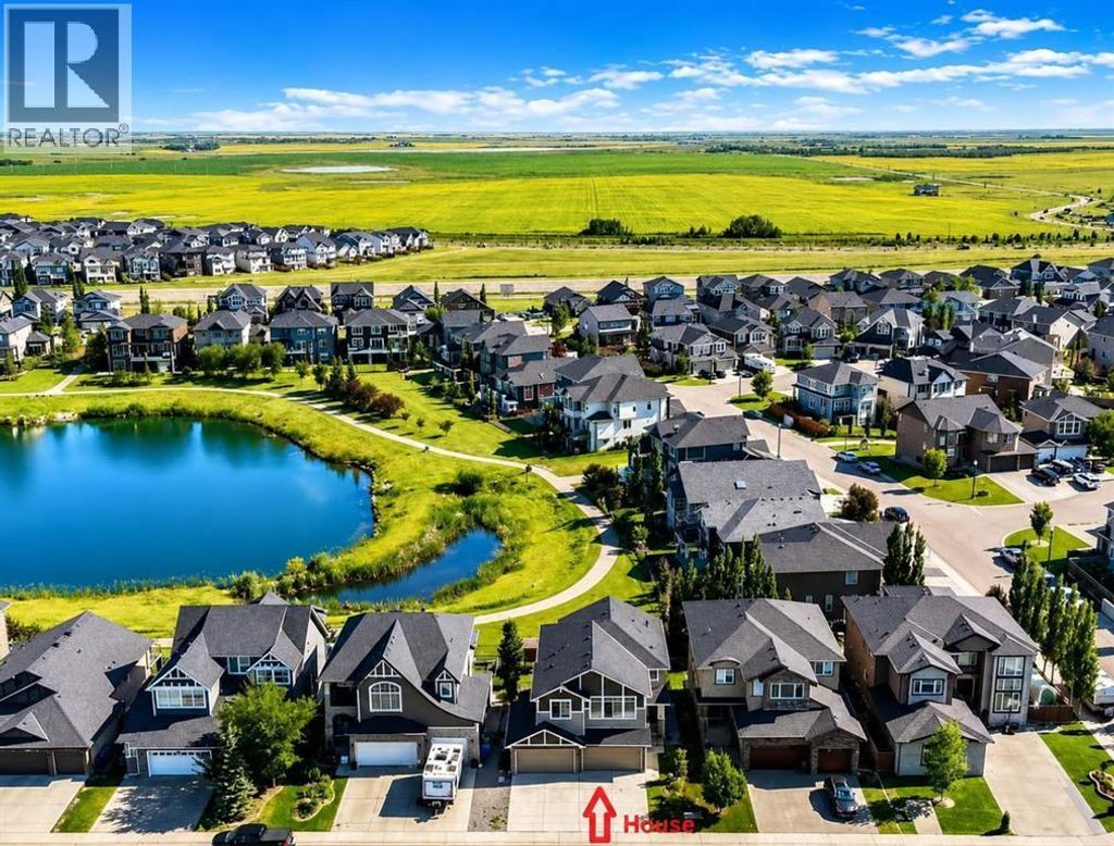 148 Rainbow Falls Glen, Chestermere