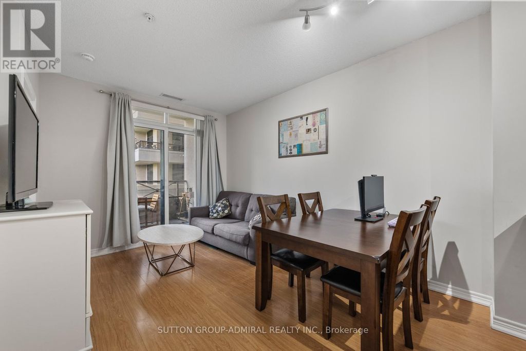 215 - 9255 Jane Street, Vaughan (maple)