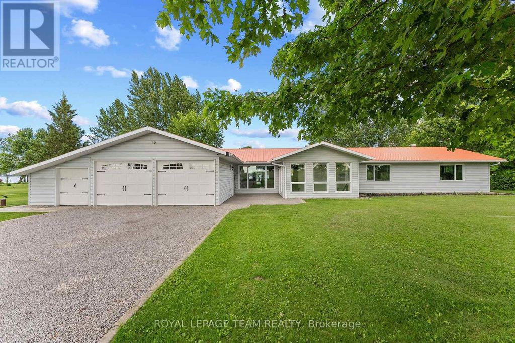 34 Bird Lake Trail, Whitewater Region