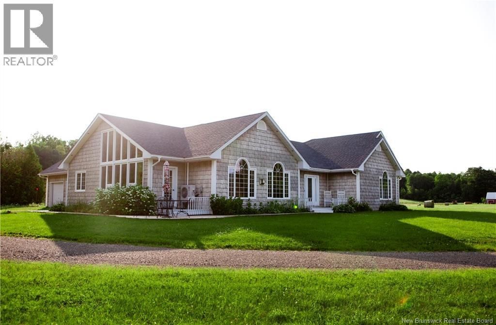 1774 165 Route, Lower Woodstock