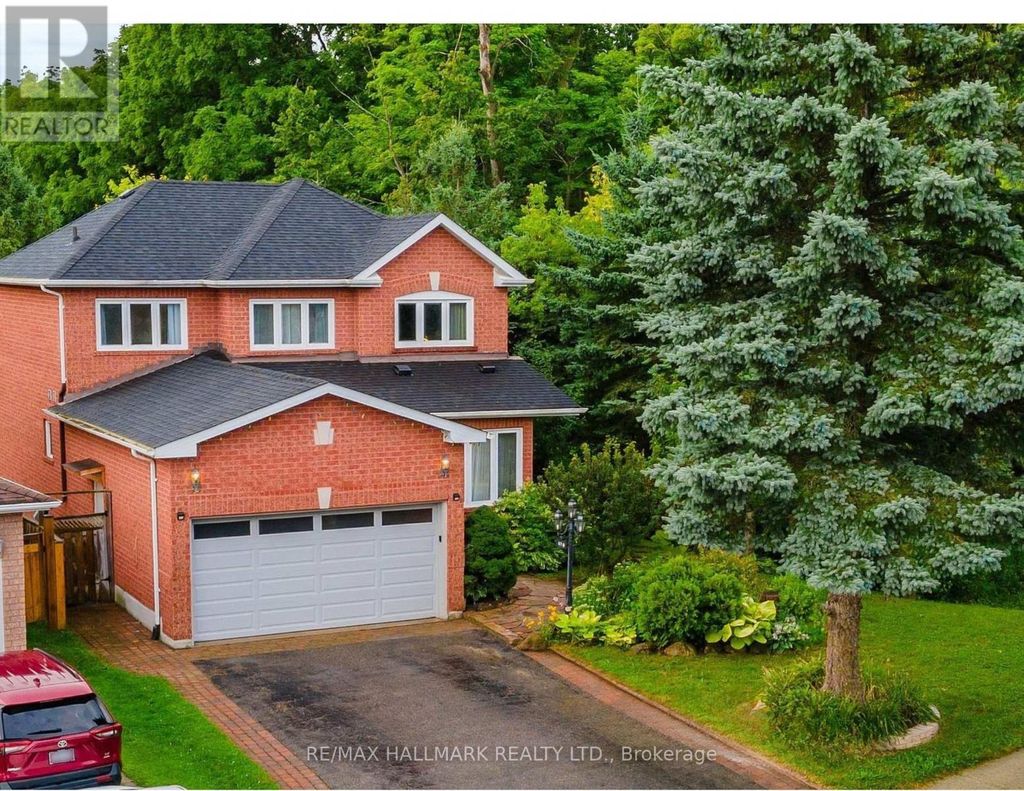 410 Clearmeadow Boulevard, Newmarket (summerhill Estates)
