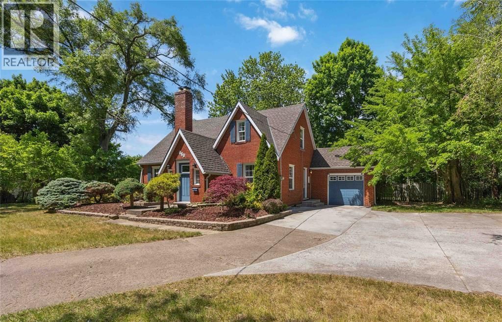 860 London Road, Sarnia