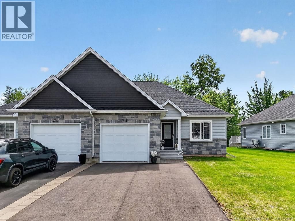 24 Rosenburg, Moncton