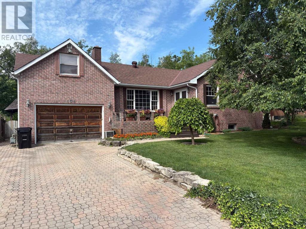 104 Eccles Street N, Barrie (queen's Park)