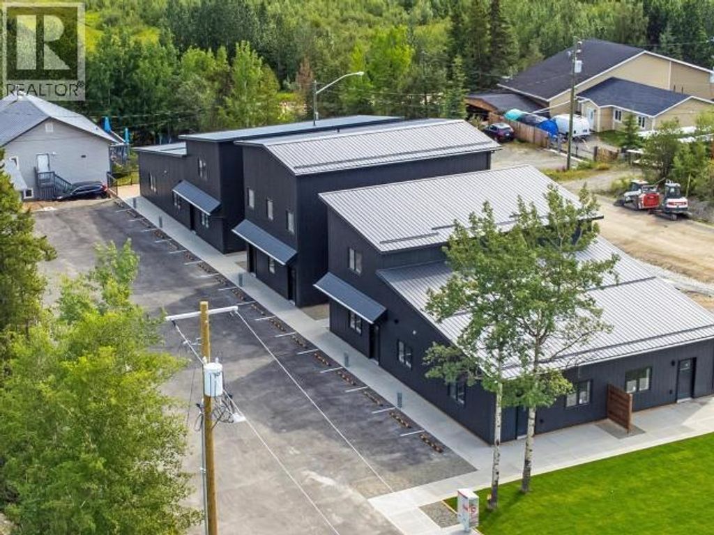 5-1702 Centennial Street, Whitehorse