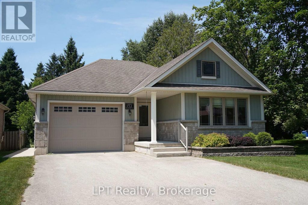 152 Kincardine Street N, West Grey