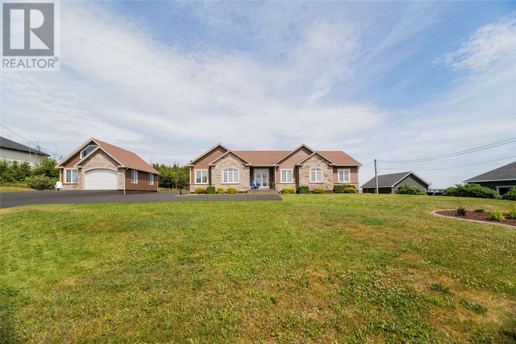 206 Summit Drive, Paradise