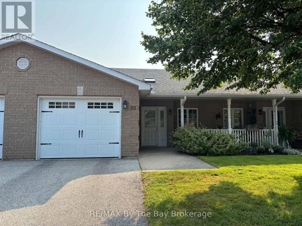 65 Meadow Lane, Wasaga Beach