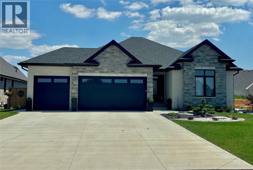 3531 Rowdy Road, Plympton-Wyoming