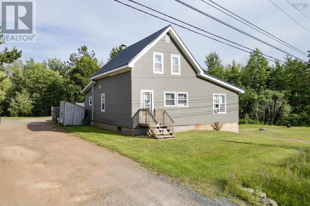4062 Highway 321, Oxford Junction
