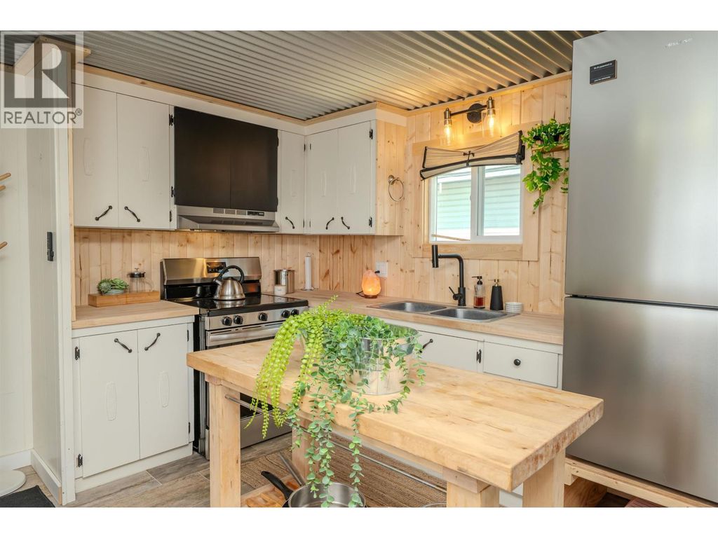 29 770 N 11th Avenue, Williams Lake