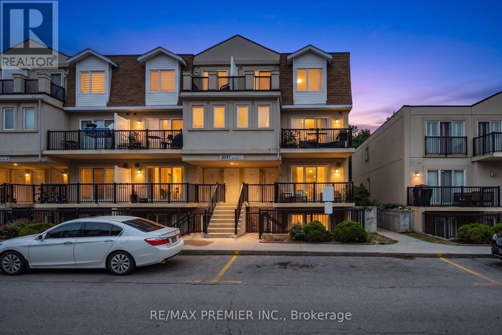 2072 - 3041 Finch Avenue W, Toronto (humbermede)
