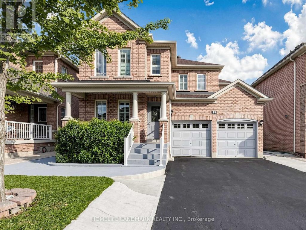 19 Citronella Lane, Brampton (sandringham-Wellington)