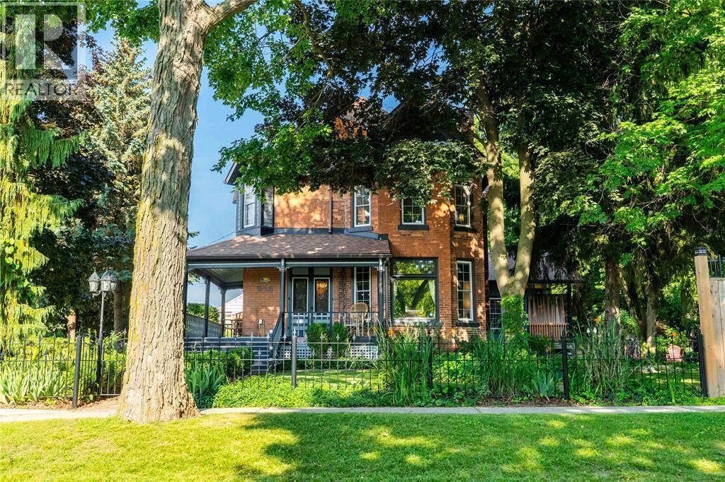 213 Vidal Street South, Sarnia