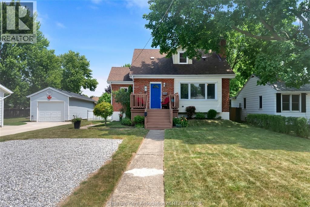94 Dundas Street, Wallaceburg