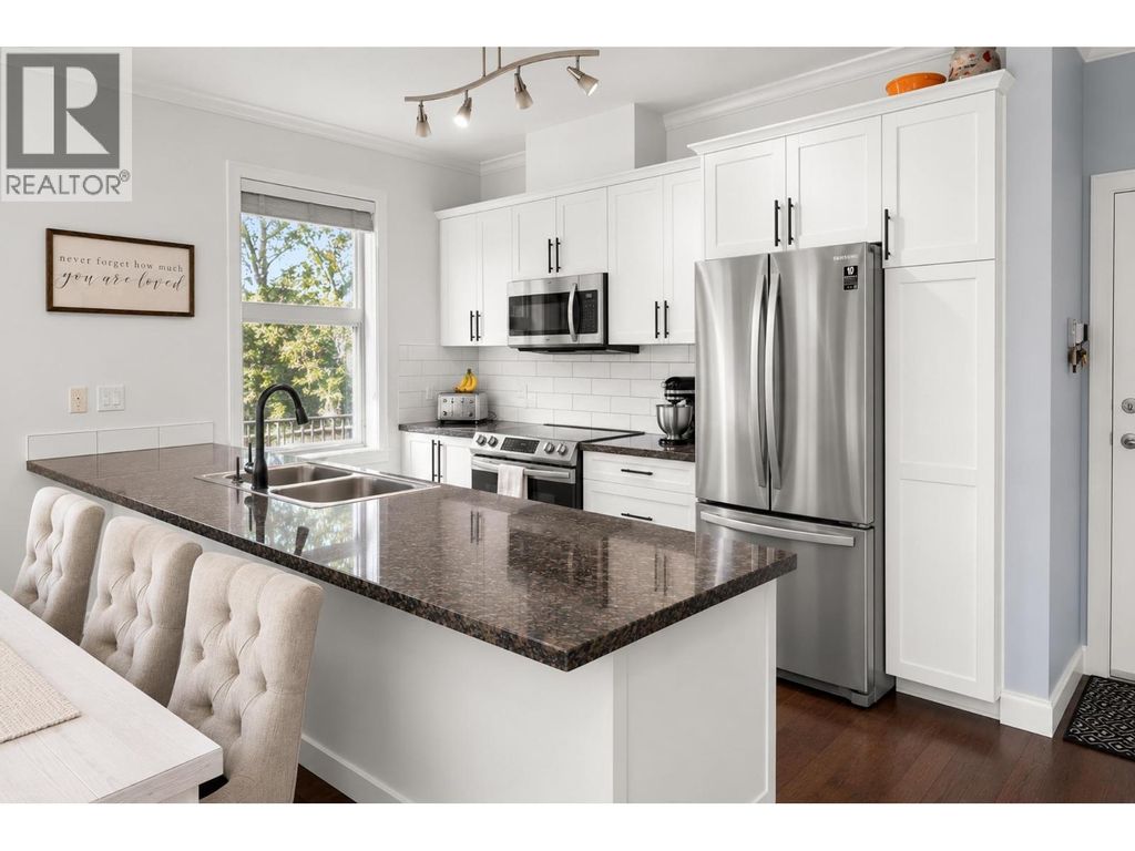 303 1375 View Crescent, Delta