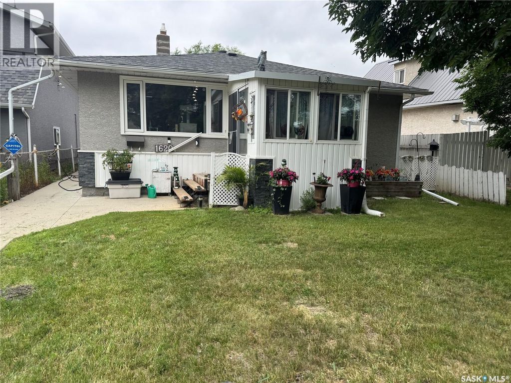 1620 Rothwell Street, Regina