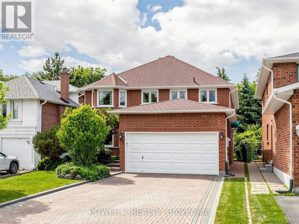 71 Canterbury Court, Richmond Hill (harding)