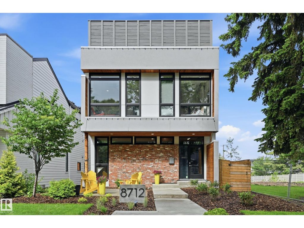 8712 120 St Nw, Edmonton