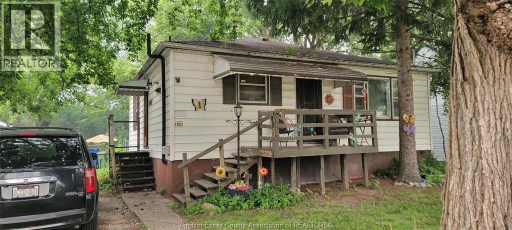 1947 Ferndale, Windsor
