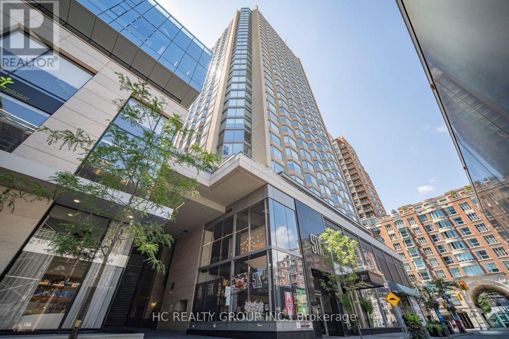 2014 - 155 Yorkville Avenue, Toronto (annex)