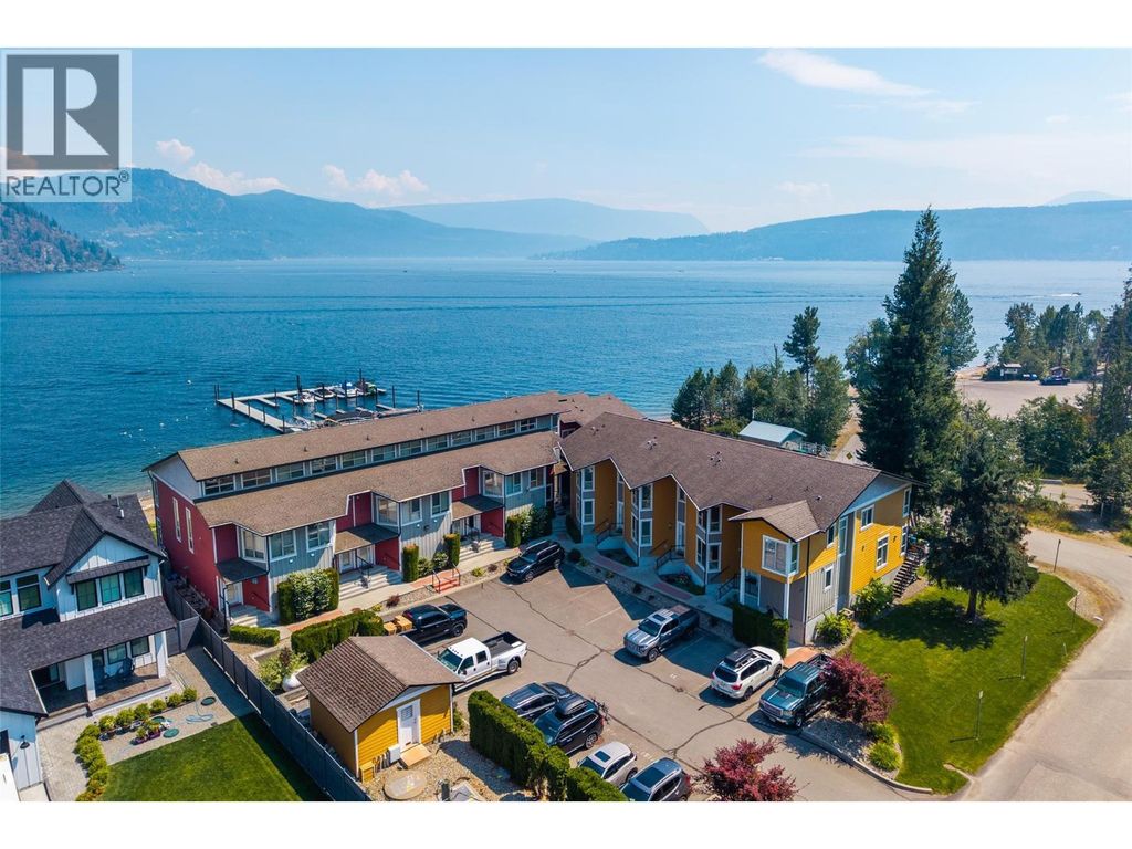 1294 Deodar Road Unit# 11, Scotch Creek