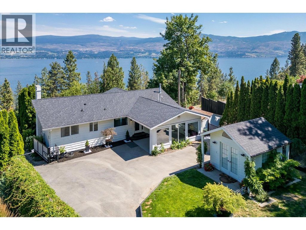 3050 Collens Hill Road, West Kelowna