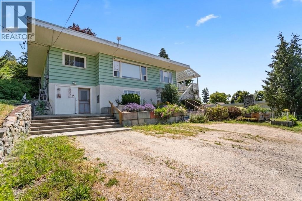 230 22 Avenue N, Creston
