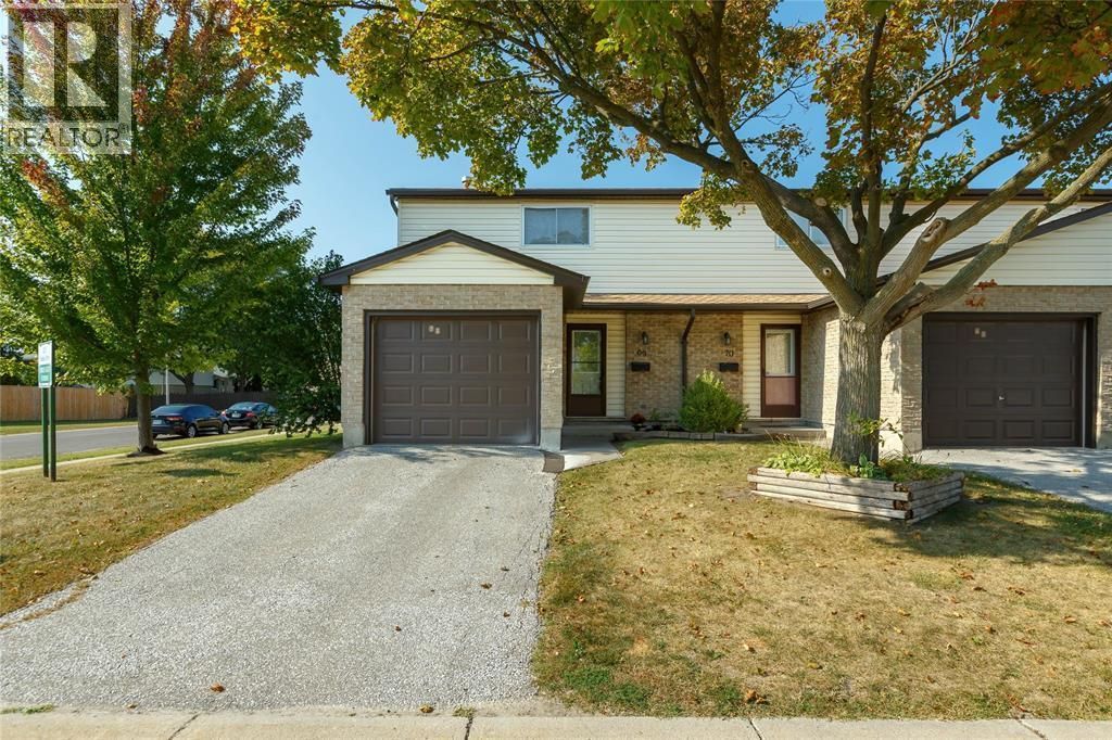215 Trudeau Drive Unit# 69, Sarnia