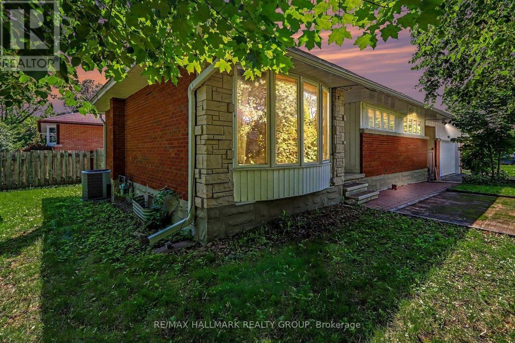 2067 Bangor Street, Ottawa